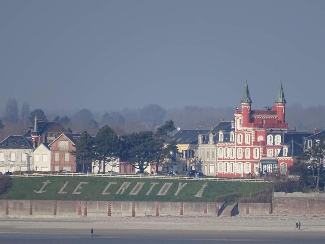 Bed and Breakfast Les Garennes Favières Exterior foto
