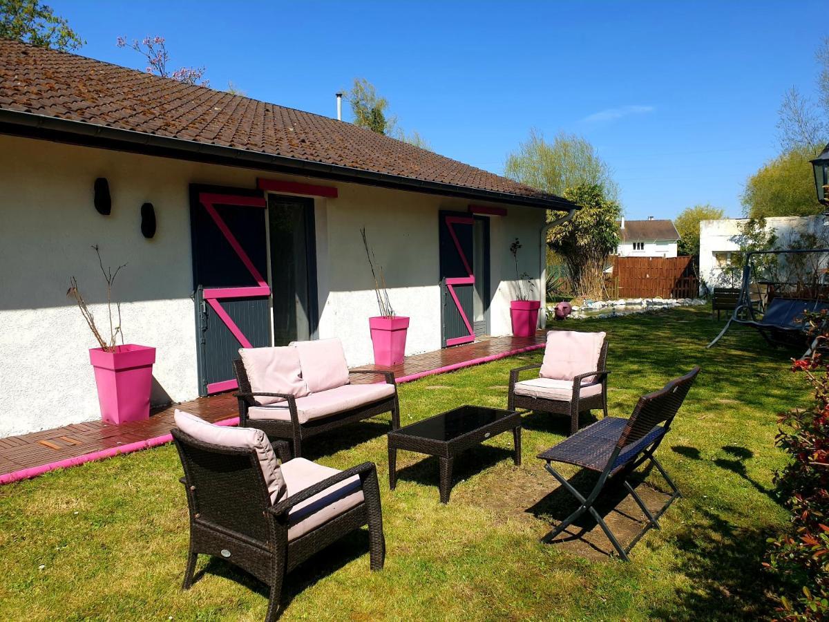 Bed and Breakfast Les Garennes Favières Exterior foto